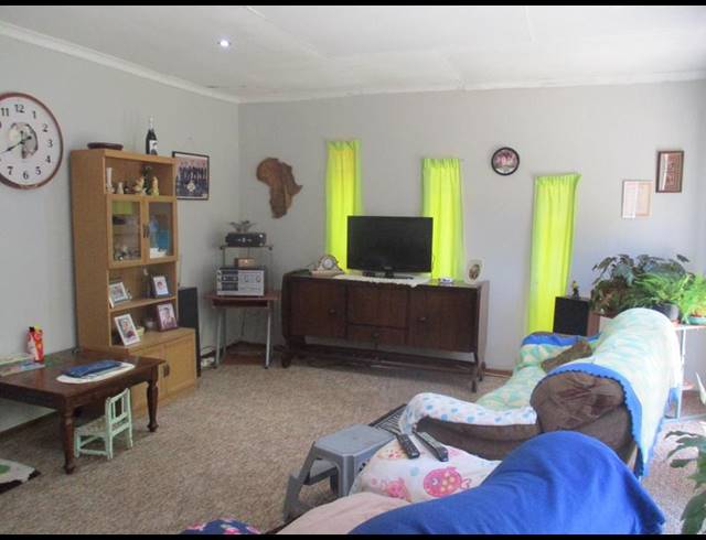 4 BEDROOM HOUSE FOR SALE IN PELLISSIER